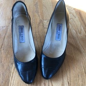 JIMMY CHOO Black Patent Leather Cap Toe Pumps